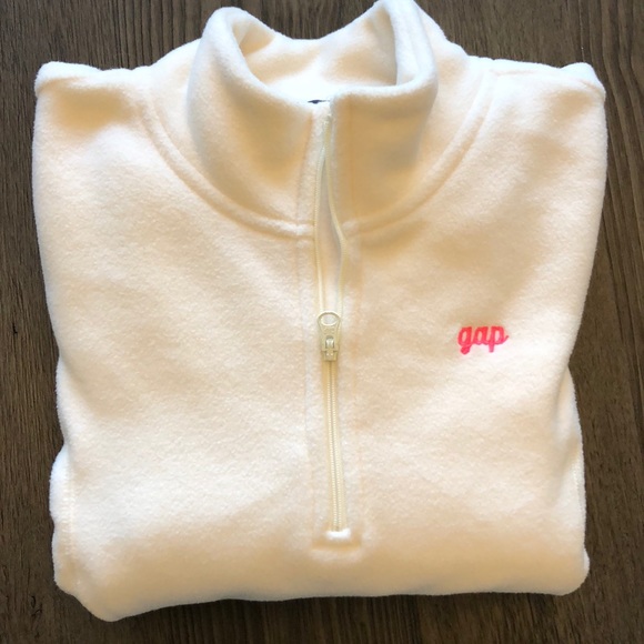 Sweater - Picture 1 of 3